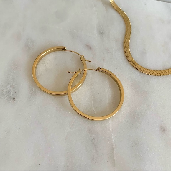 18k gold Hoop Earrings, thick gold hoop, big hoop earrings, medium gold hoops - Picture 8 of 13